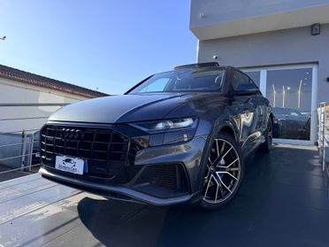 Audi Q8 45 TDI quattro 231cv s line no tasse