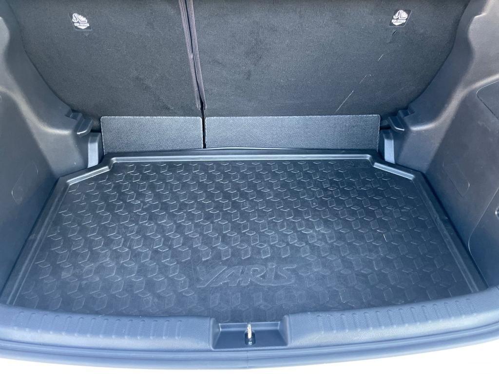 Toyota Yaris 1.5 hybrid Trend