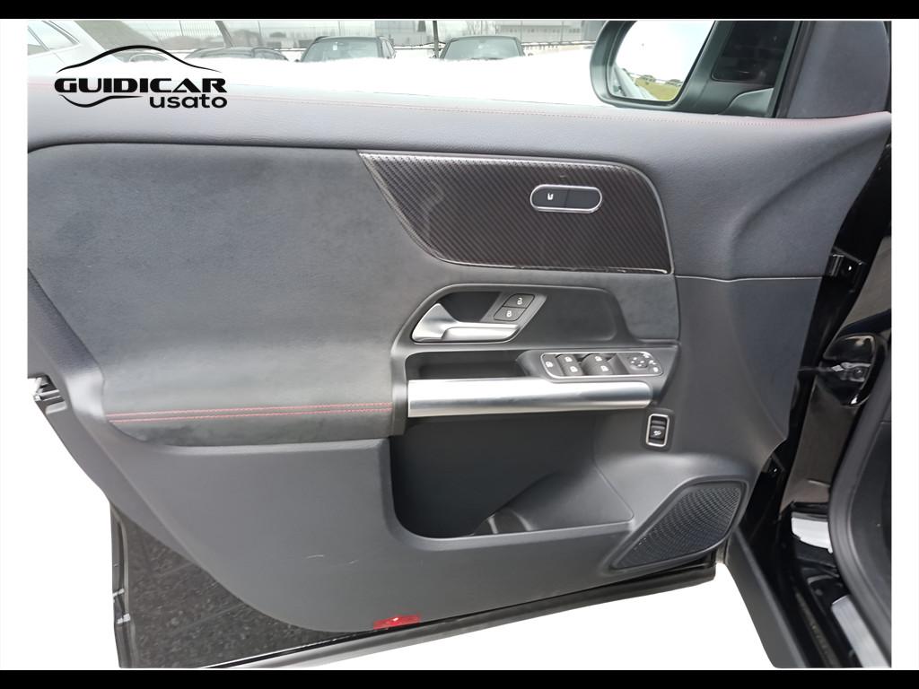 Mercedes-Benz GLA-H247 2023 - GLA 180 d AMG Line Advanced Plus auto