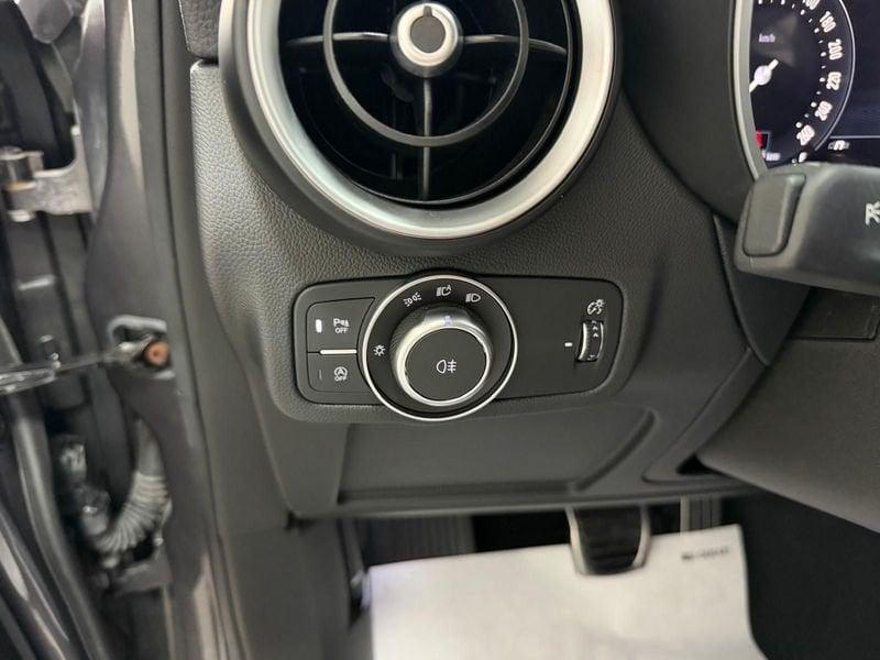 Alfa Romeo Stelvio 2.2 TD 160 CV Super AT8 RWD