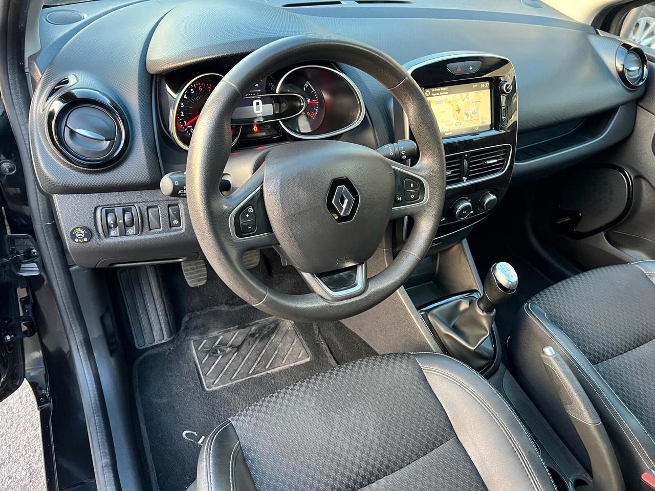 Renault Clio TCe 12V 90 CV GPL 5 porte Moschino Intens