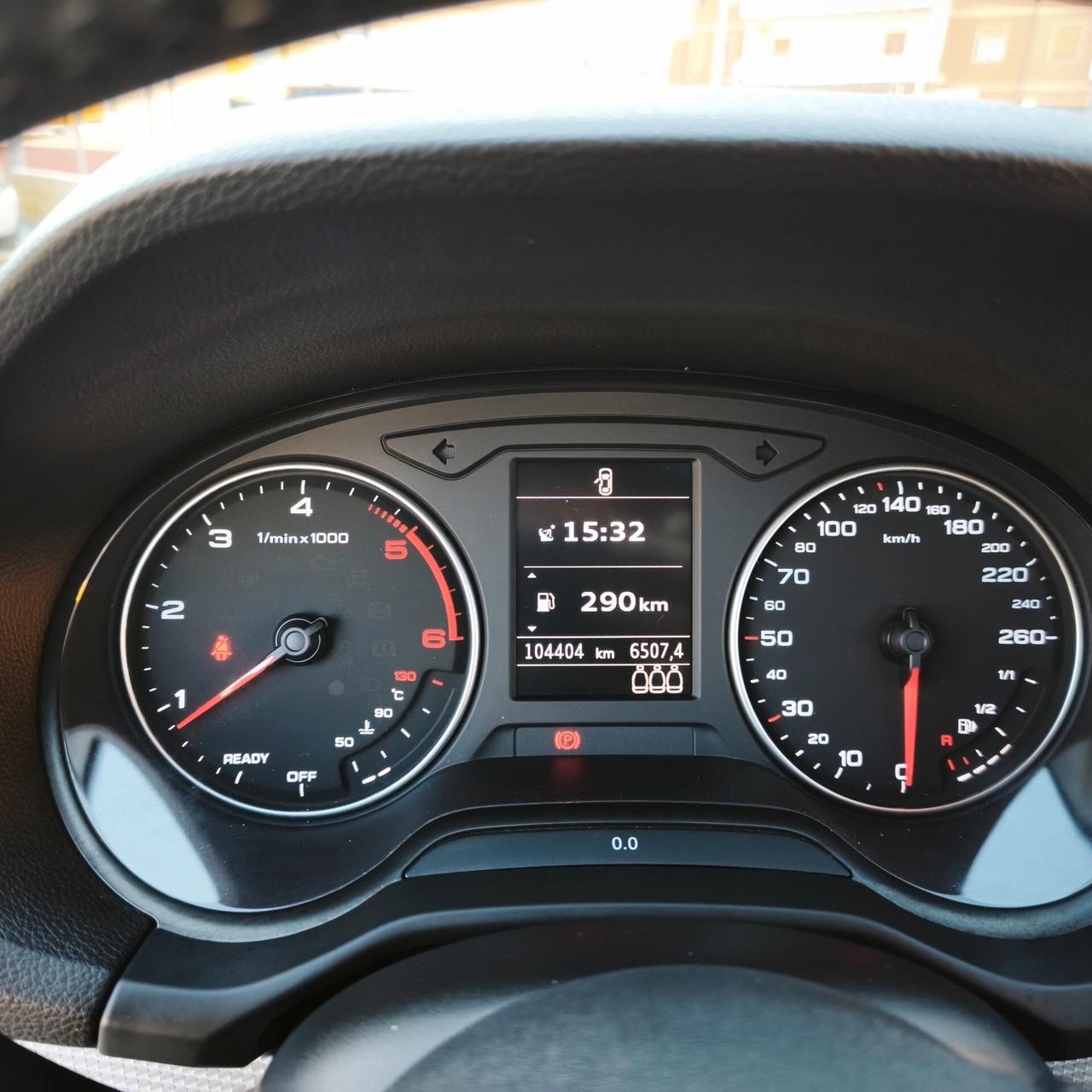 Audi Q2 30 TDI Business E6d