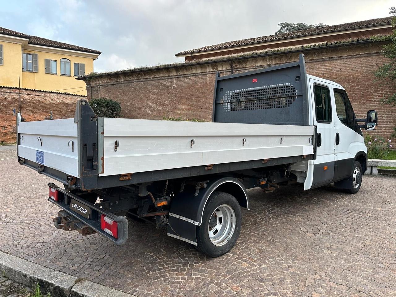 Iveco Daily 35S14D 2.3 HPT PM-Doppia cabina Cabinato Cassone ribaltabile trilaterale