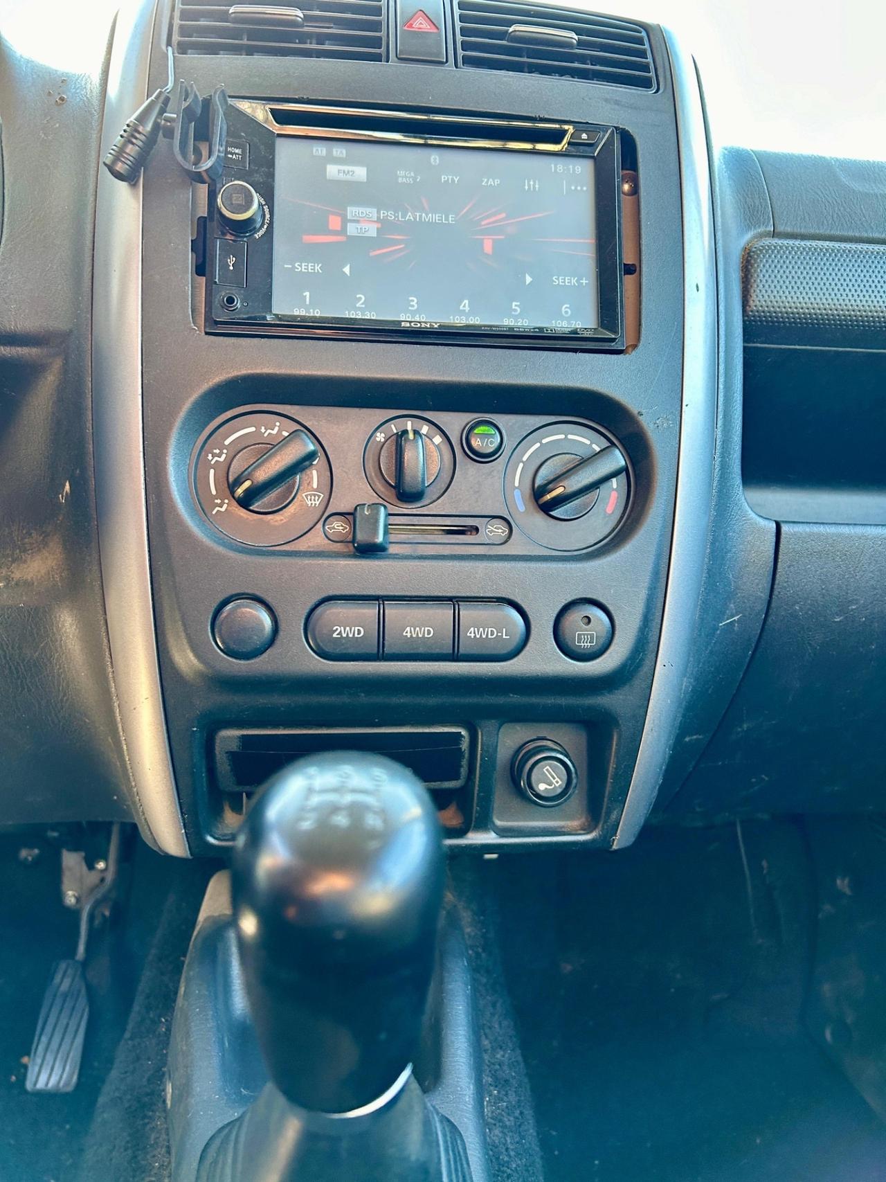 Suzuki Jimny 1.5 DDiS cat 4WD JLX Più - ok neopatentati