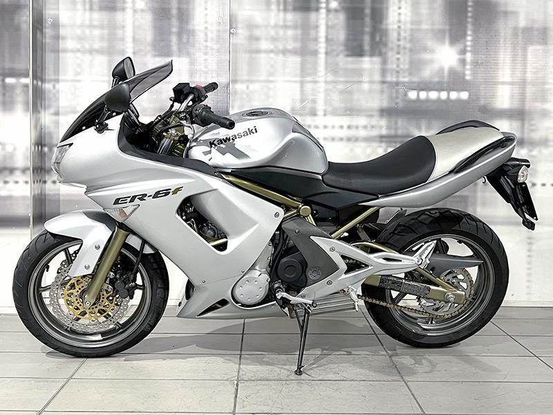 Kawasaki ER-6f