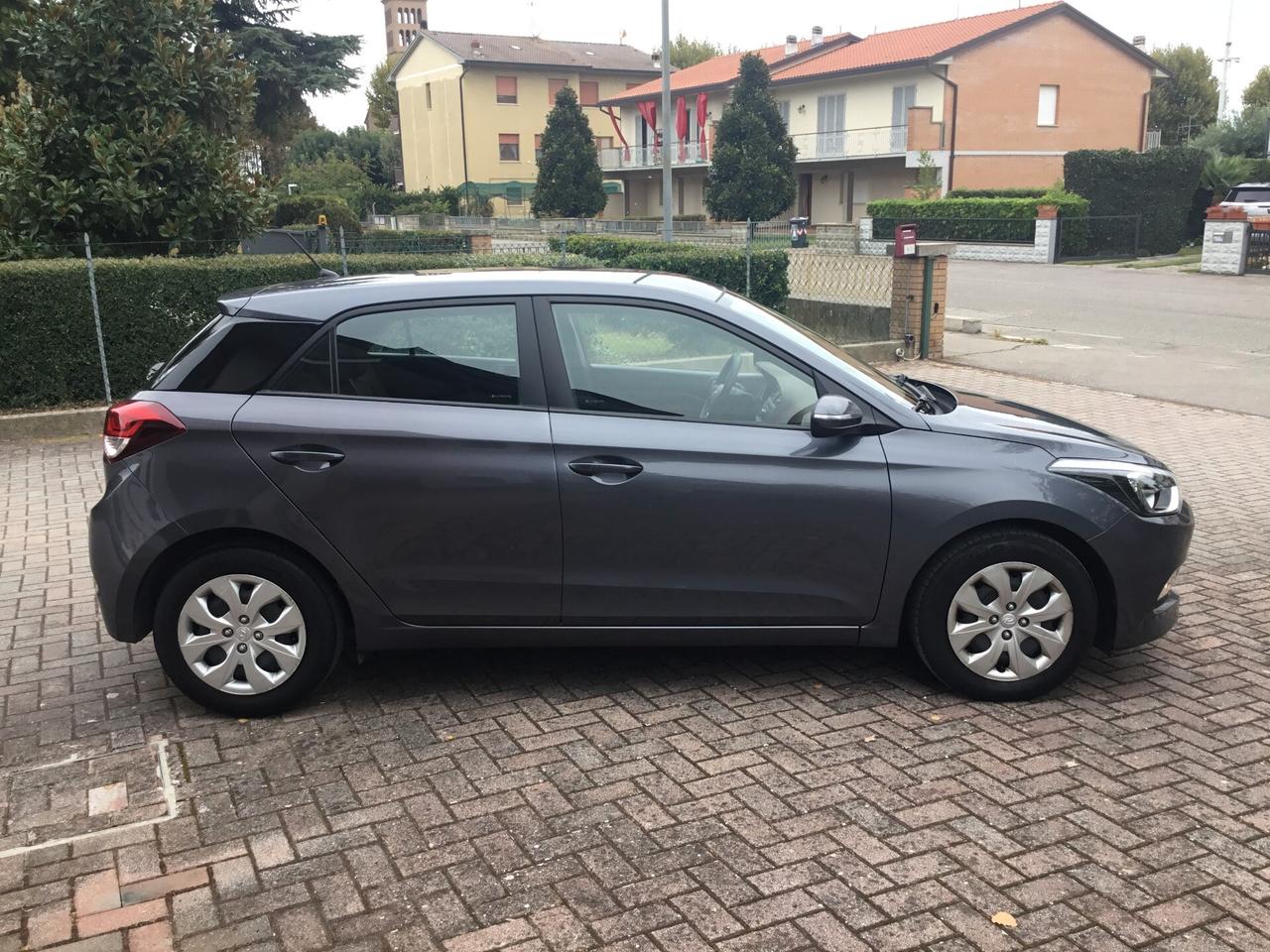 Hyundai i20 1.2 5 porte Classic