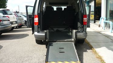 Volkswagen Caddy 20TDI 140CV DSG 4p. Maxi x trasporto disabile pianale ribassato con pedana