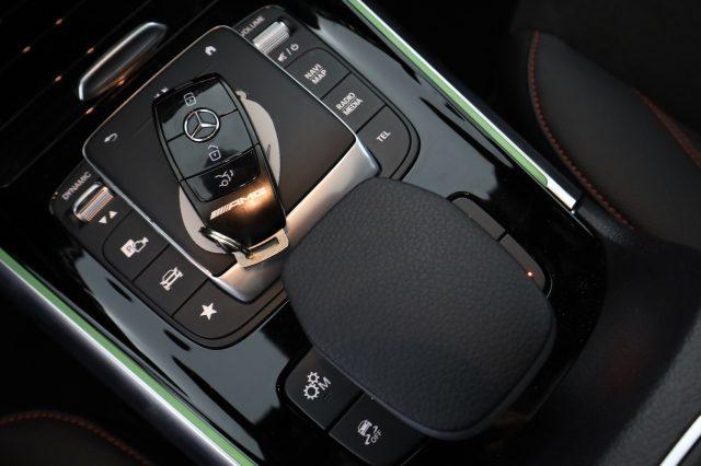 MERCEDES-BENZ GLA 45 AMG GLA 45 S 4Matic+ AMG