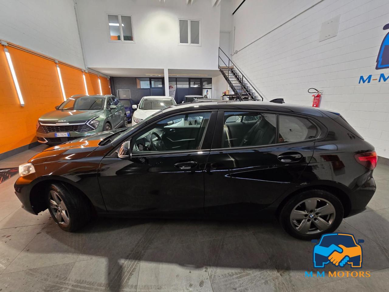 BMW 116 d 5p. Business Advantage