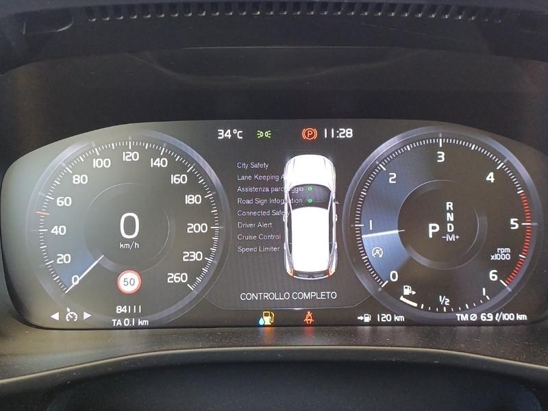 VOLVO XC40 D3 Geartronic Business