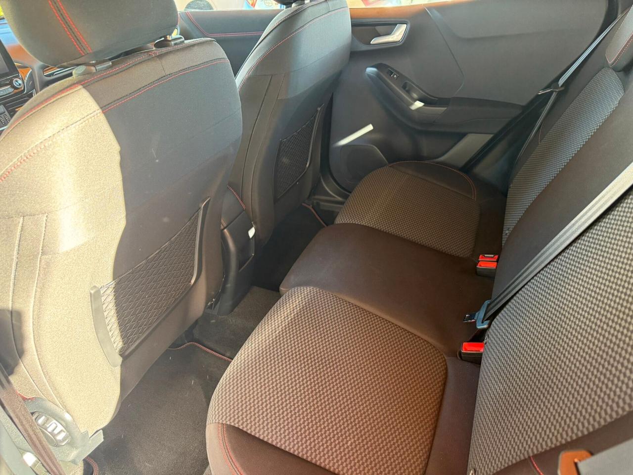 Ford Puma 1.0 EcoBoost Hybrid 125 CV S&S ST-Line