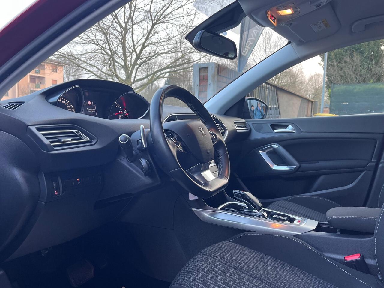 Peugeot 308 BlueHDi 130 S&S Active