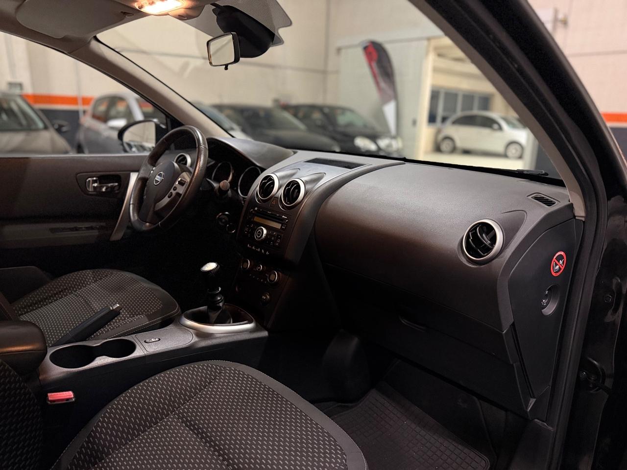 Nissan Qashqai Qashqai+2 2.0 dCi DPF Acenta 7 POSTI