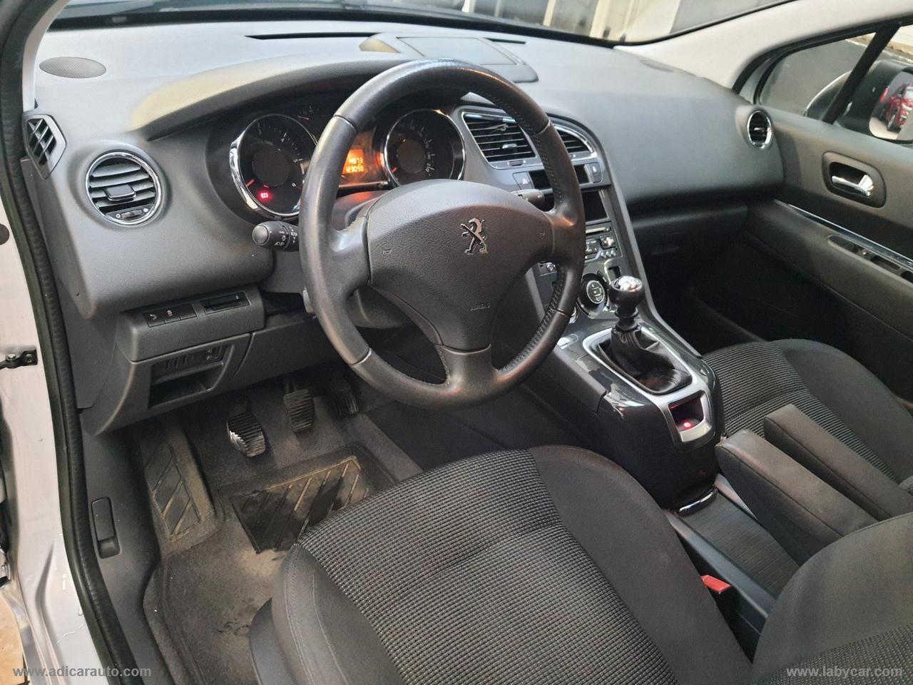 PEUGEOT 5008 1.6 HDi 115 CV Allure 7 POSTI