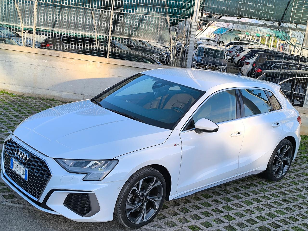 AUDI A3 S LINE 30 G-TRON METANO 09/2021 KM 39000 TAGLIANDI AUDI