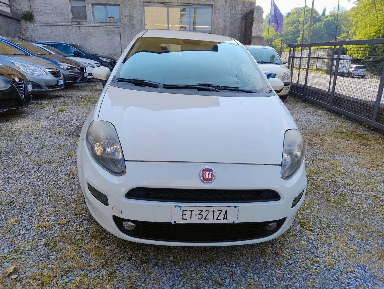 Fiat Punto 1.3 MJT II 75 CV 5 porte Lounge Euro6 NEOPATENTATI