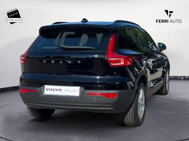 VOLVO XC40 T2 Geartronic Momentum Core
