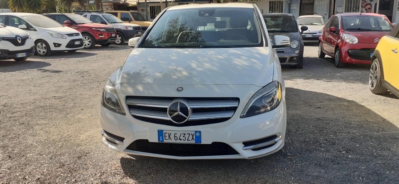 Mercedes-benz B 200 2012 - 1.8CDI BlueEFFICIENCY Lb automobili