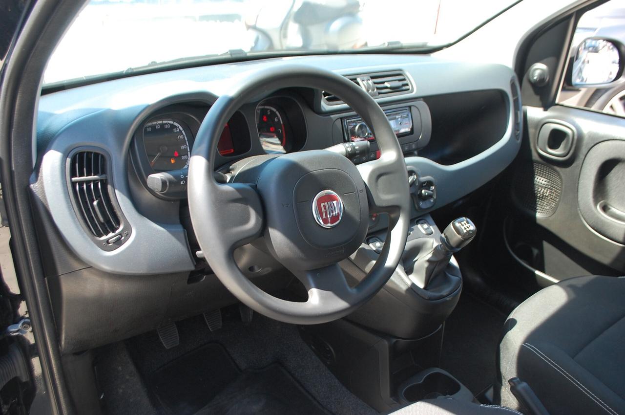 Fiat Panda 1.0 firefly hybrid 70CV S&S Uff Italy Clima City