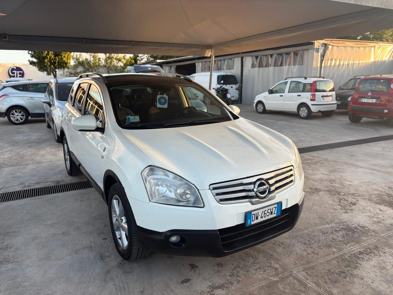 Nissan Qashqai Qashqai 2 2.0 dCi DPF 4WD n-tec