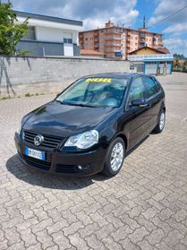 Volkswagen Polo 1.4/80CV TDI 5p. Sportline