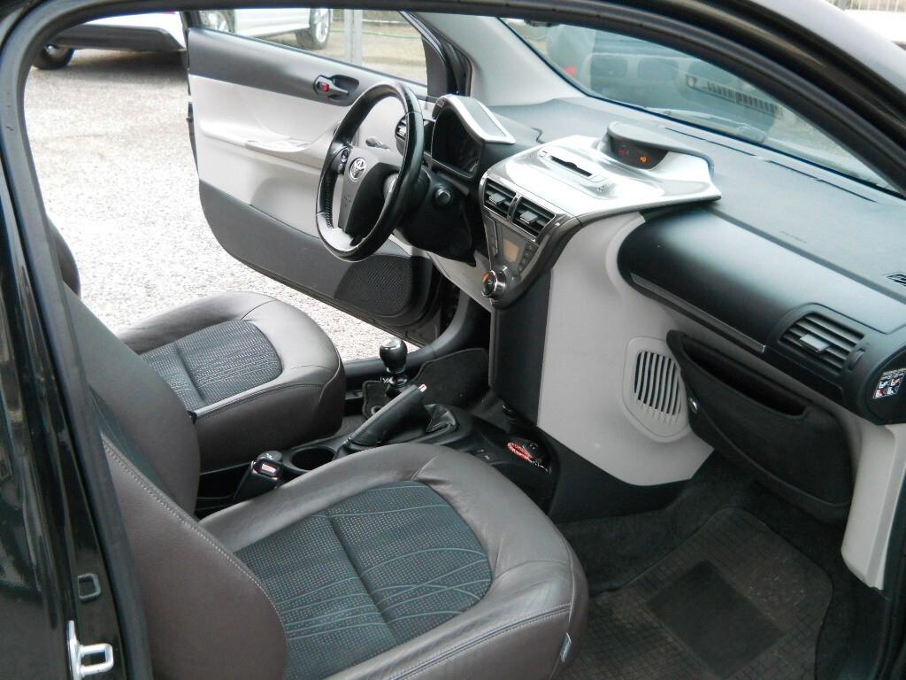 Toyota iQ 1.4 DIESEL 66 KW 90 CV 6 MARCE OK NEO PATENTATI