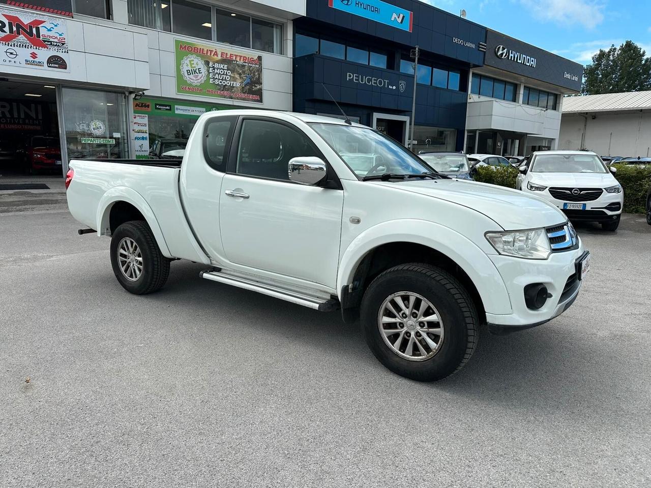 Mitsubishi L200 2.5 DI-D/136CV Club Cab Invite DPF