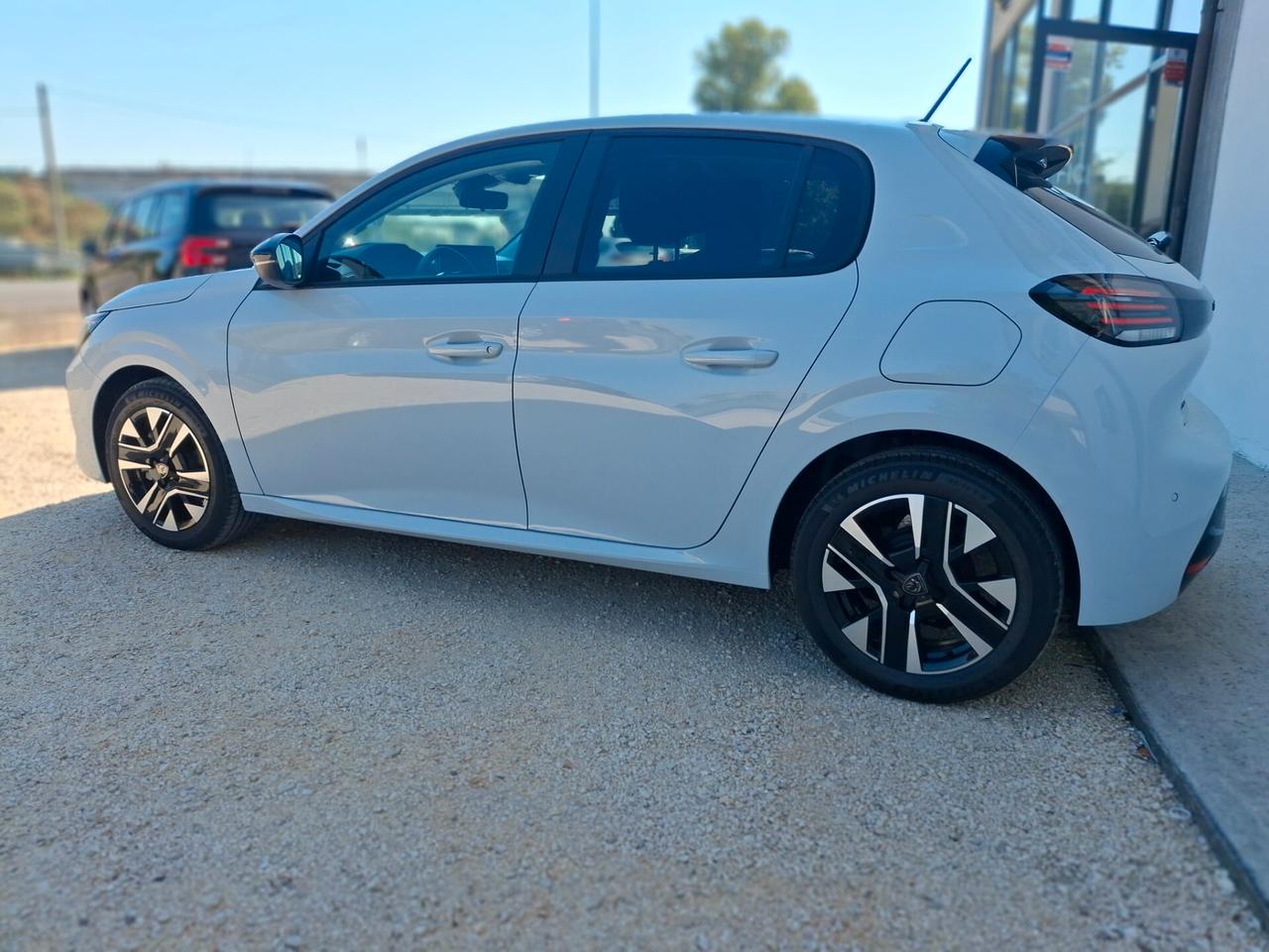 Peugeot 208 208, style