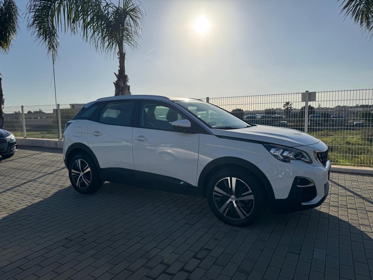 Peugeot 3008 BlueHDi 130 S&S EAT8 Business