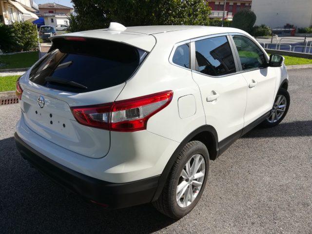 NISSAN Qashqai 1.2 DIG-T Acenta