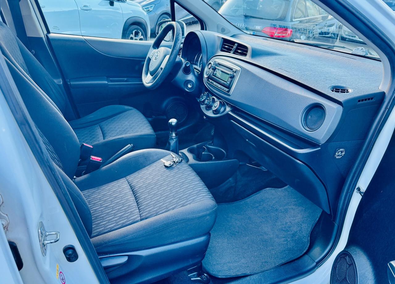 Toyota Yaris 1.0 5 porte Lounge OK NEOPATENTATI !!!