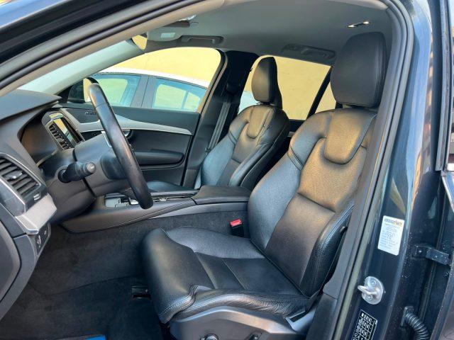 VOLVO XC90 B5 (d) AWD automatico 7 posti Momentum Pro