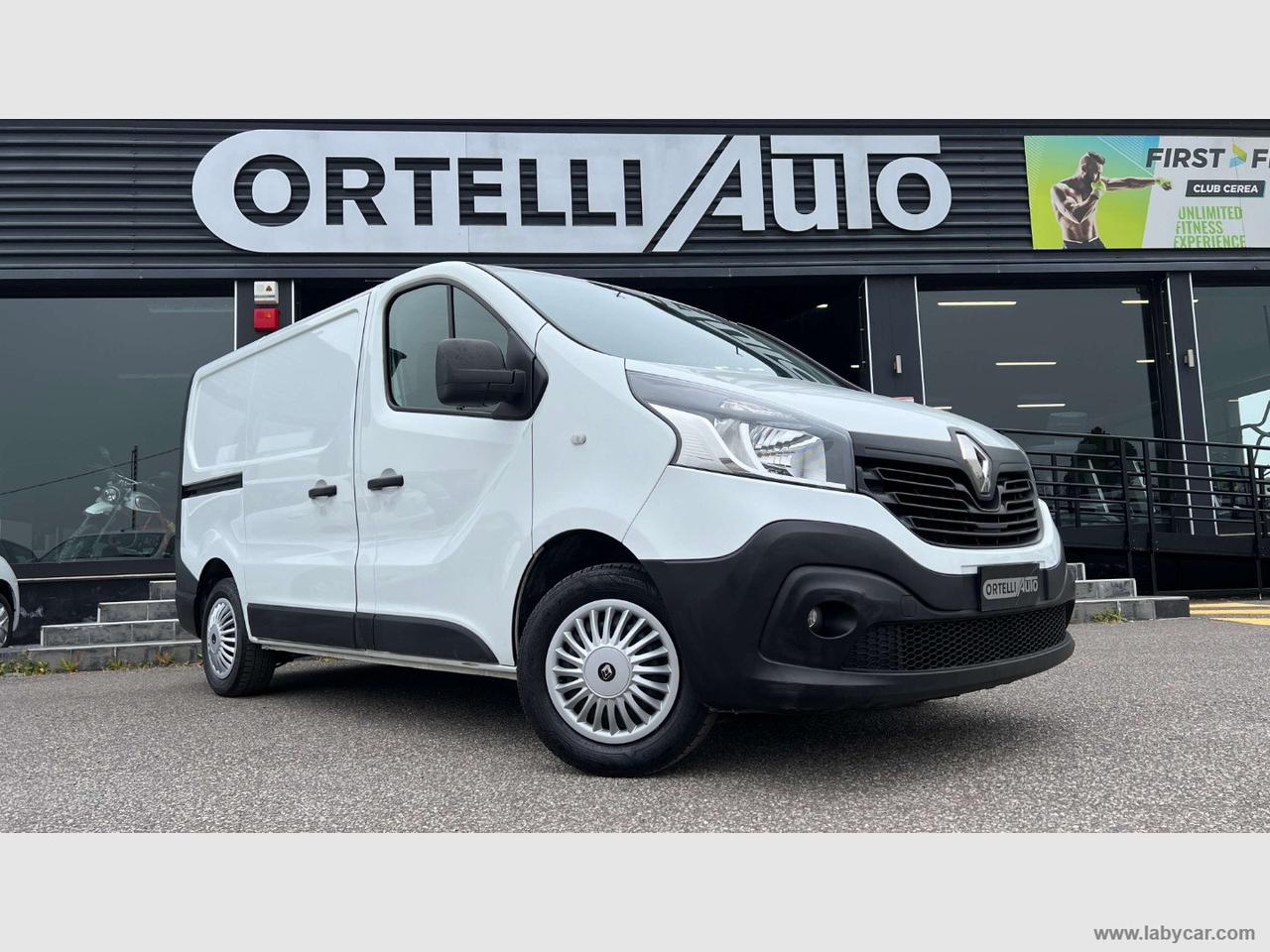 RENAULT Trafic T27 1.6dCi 120 Furgone Ice PORTA LAT DX-SX + I.V.A.