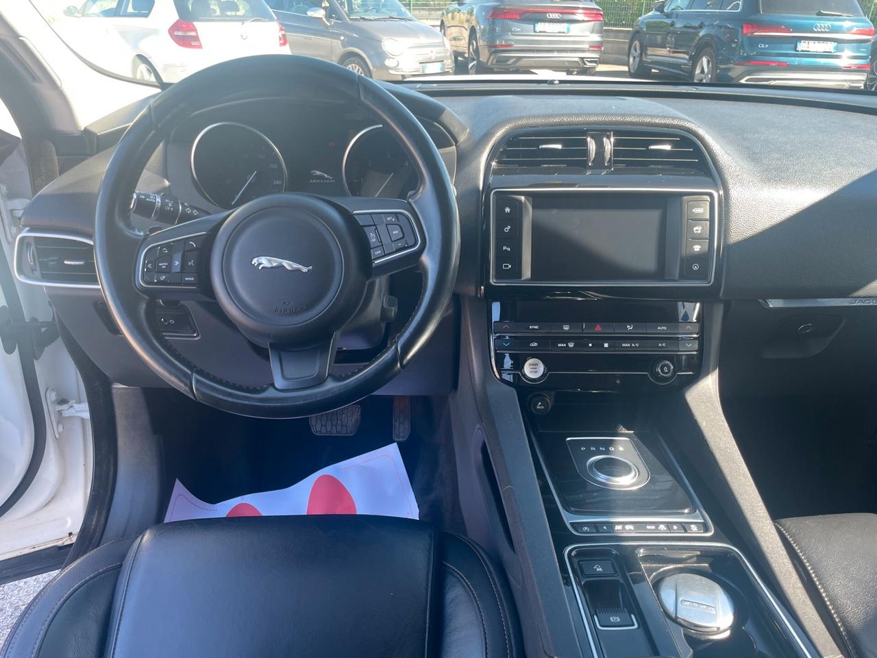 Jaguar F-Pace 2.0 D 180 CV AWD aut. Prestige Motore Nuovo km 50000