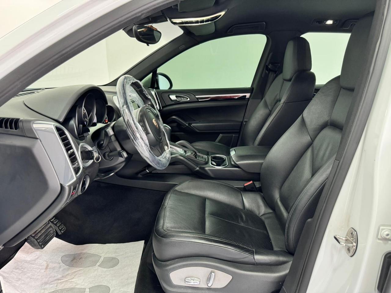 Porsche Cayenne 3.0 Diesel-TIPTRONIC-GARANTITO-2012