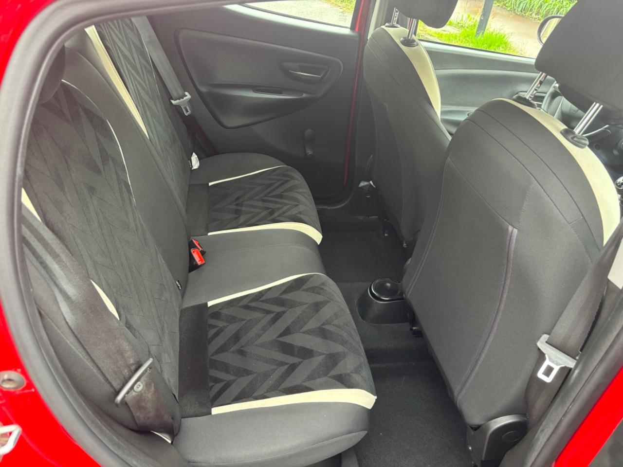 Lancia Ypsilon 1.2 69 CV 5 porte Gold
