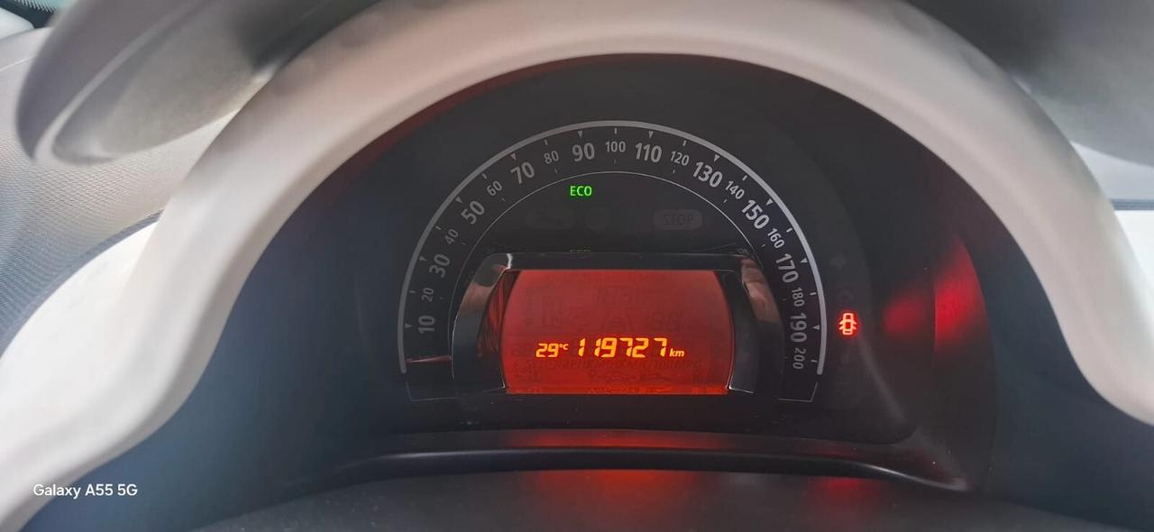 Renault Twingo TCe 90 CV GPL La Parisienne