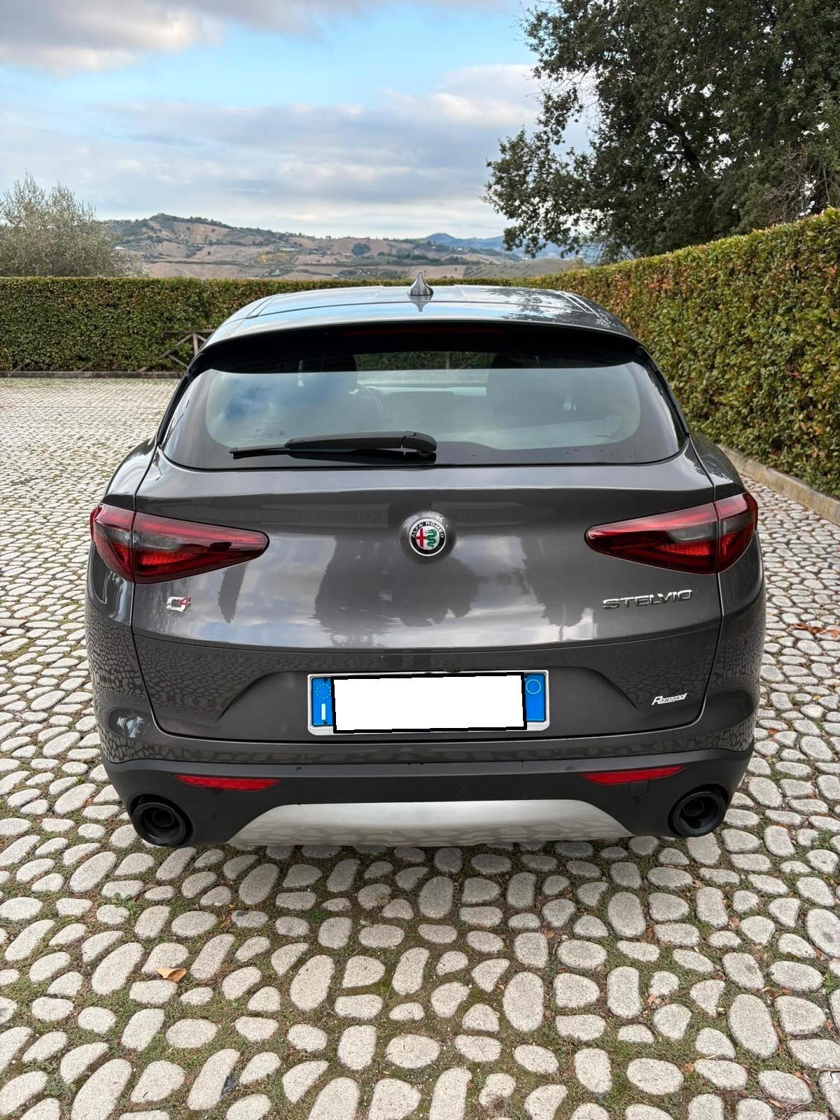 ALFA Stelvio 2.2Mjt 190CV AT8 Q4 Business - 2023