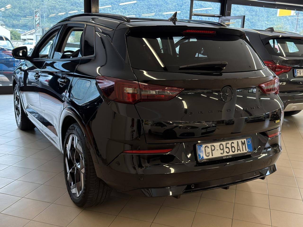 Opel Grandland GSe awd Benzina/plug-in 1.6cc 300cv automatica