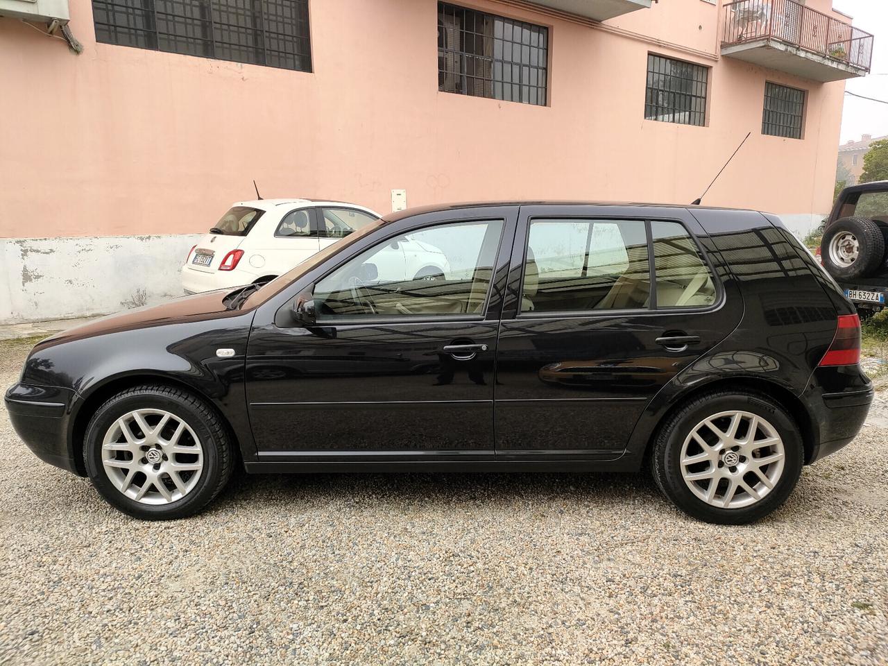 Volkswagen Golf 1.6 5p. aut. ASI e CRS Highline