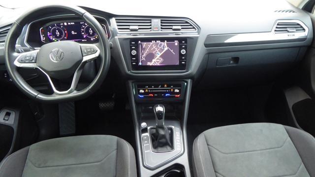 VOLKSWAGEN Tiguan 2.0 TDI 150 CV SCR DSG Elegance