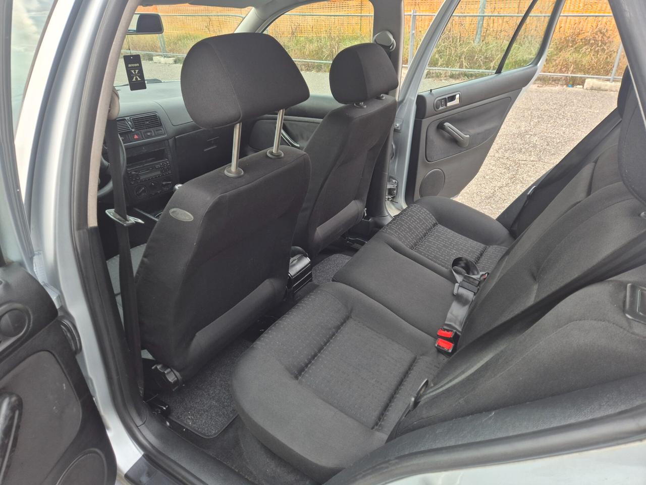 Volkswagen Golf 1.4 Benzina 16V cat 5 porte Euro 4