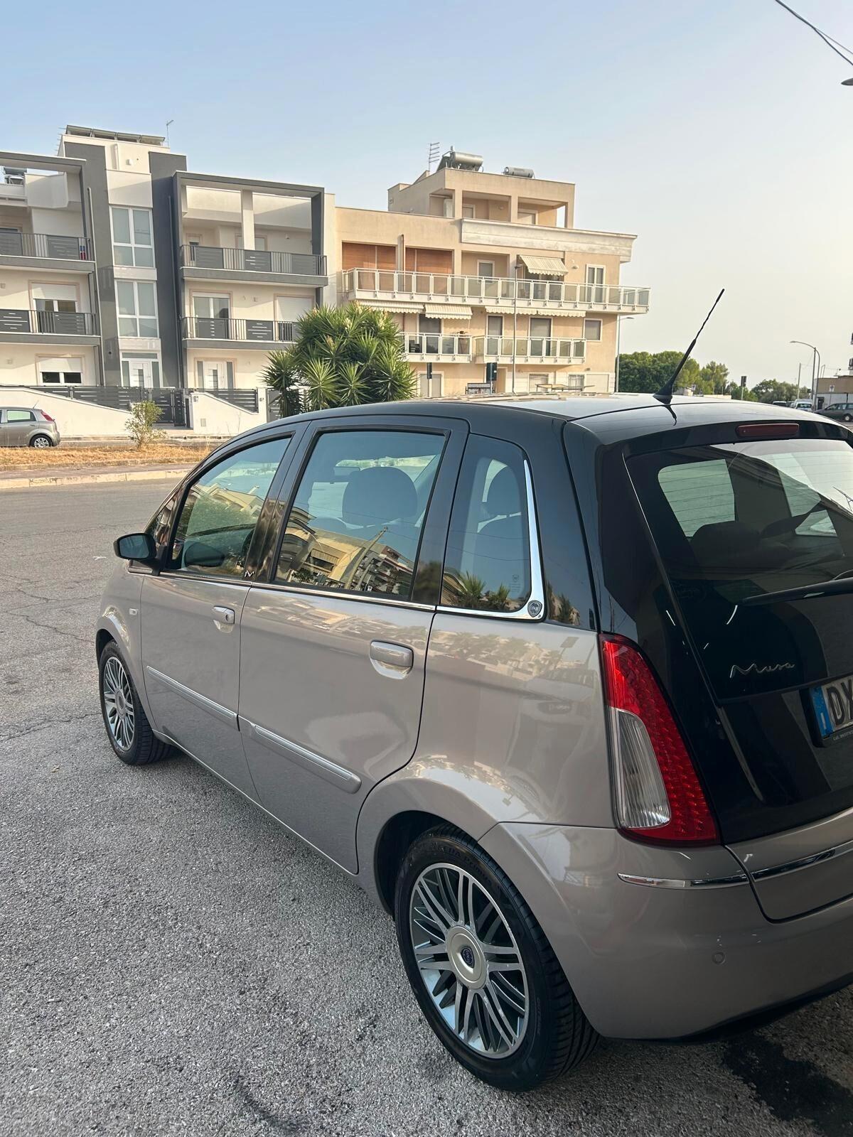 Lancia MUSA 1.3 Multijet 16V 70 CV Argento