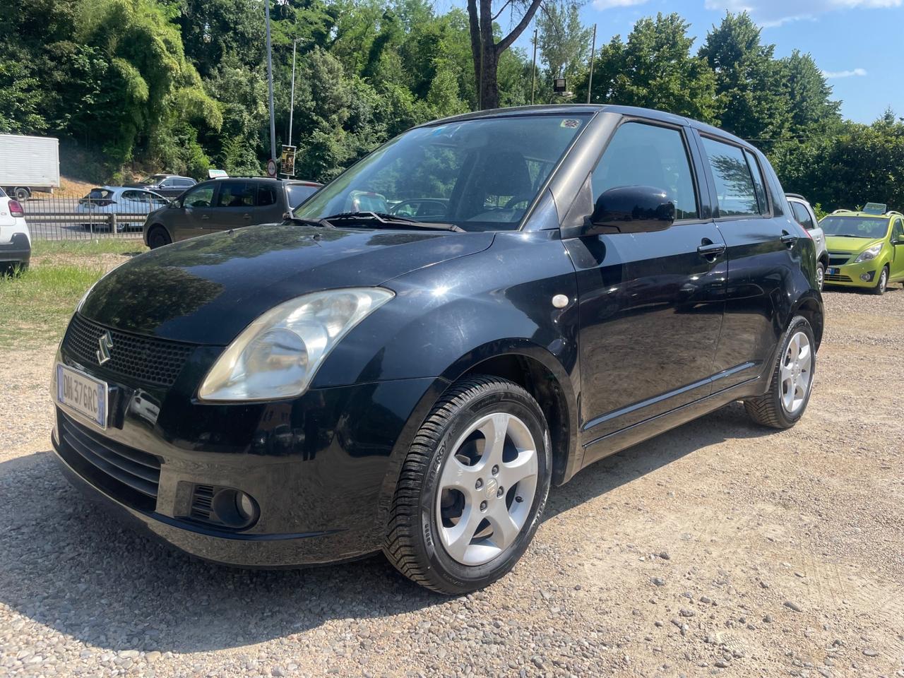 Suzuki Swift 1.3 4x4 5p. GL