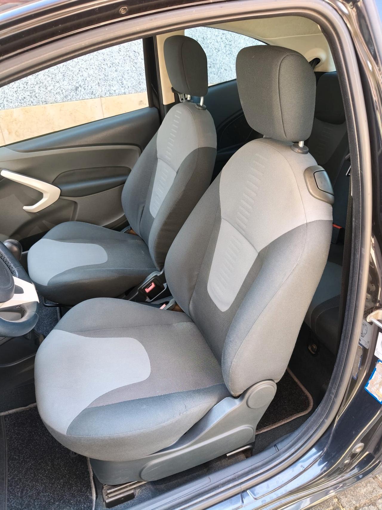 Ford Ka 1.3 TDCi 75CV Titanium cDPF