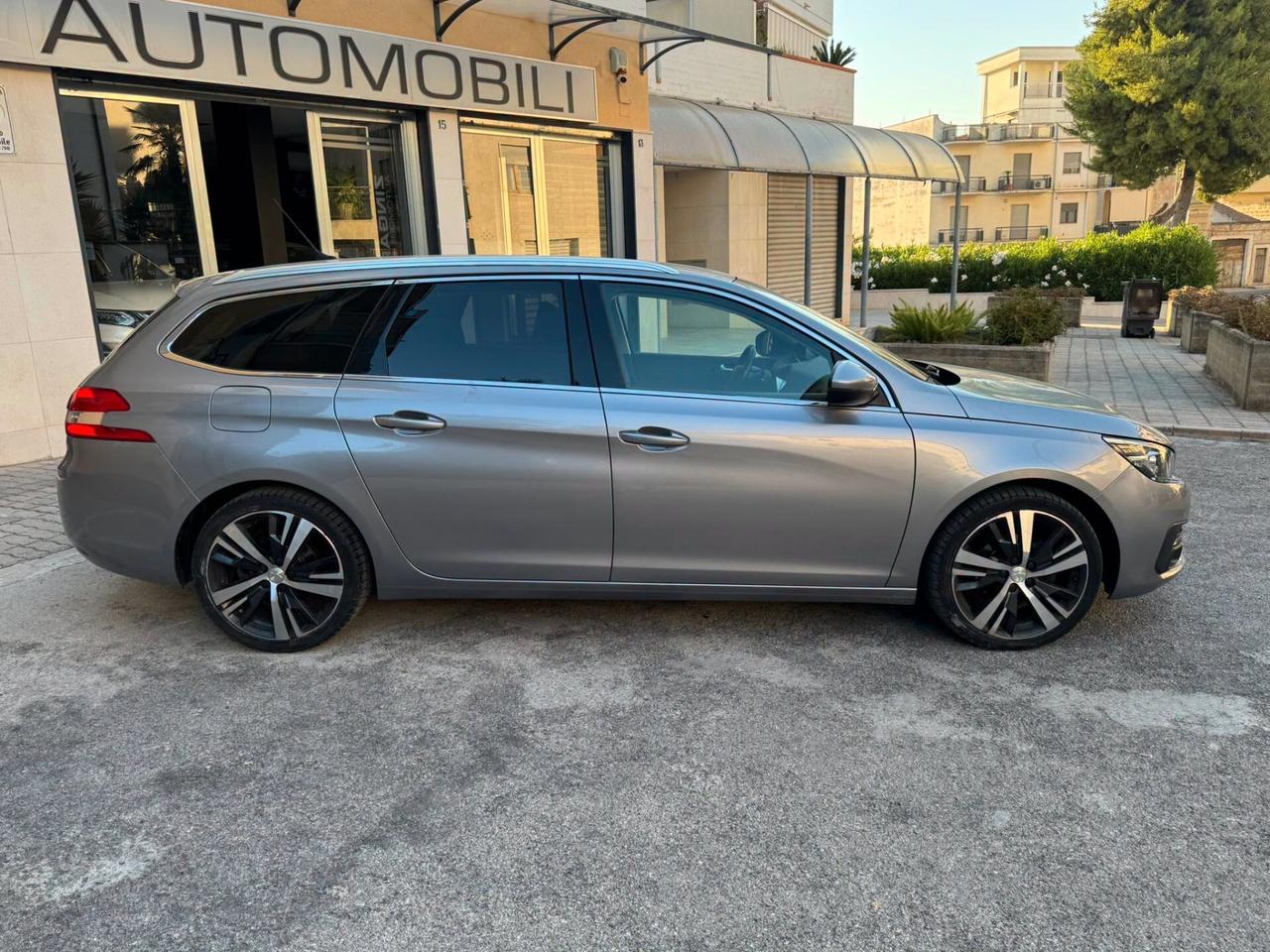 PEUGEOT 308 1.6 HDI 120 CV. S.W. ALLURE FULL FULL PERFETTA