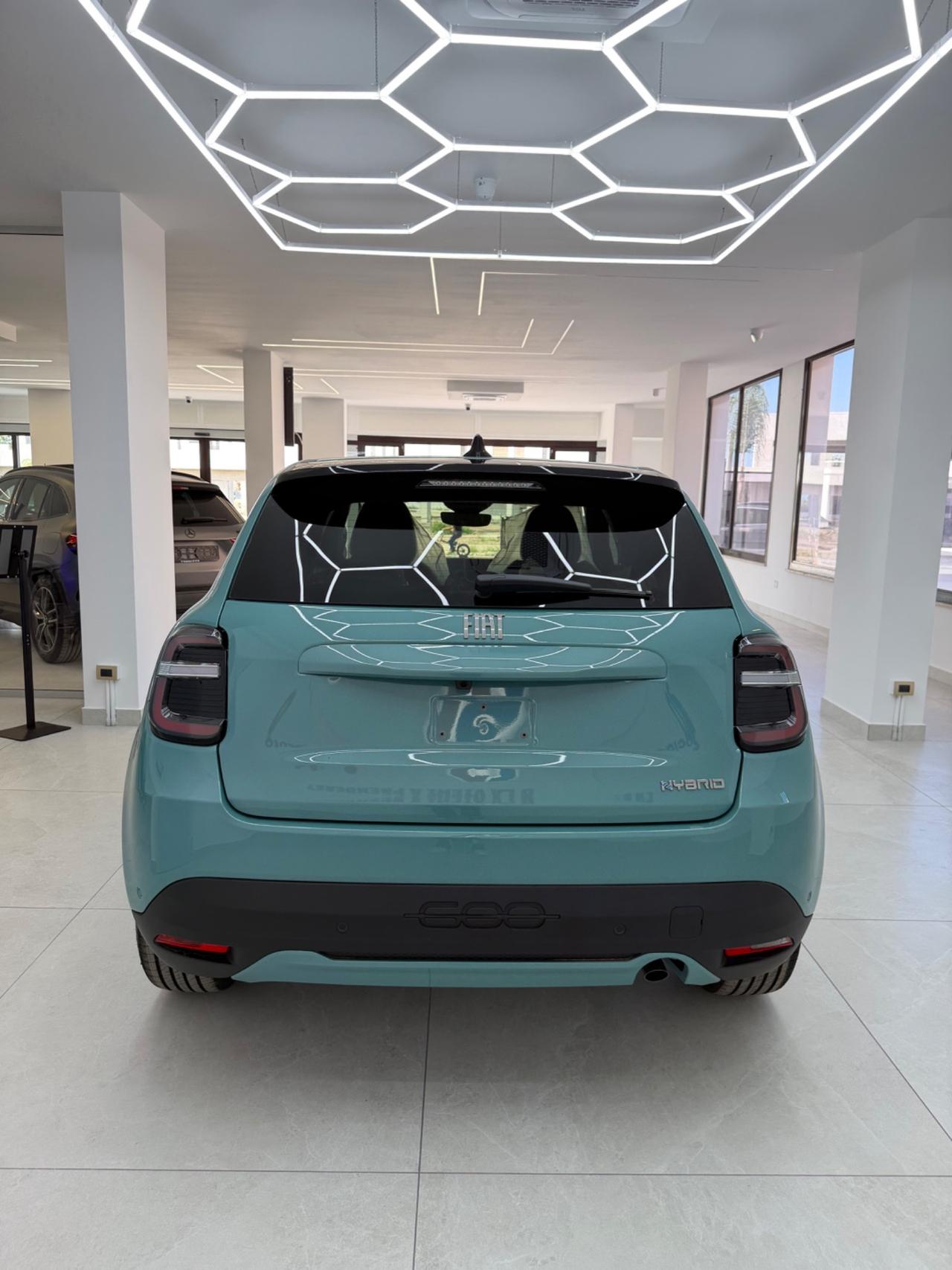 Fiat 600 Hybrid 110 CV DCT MHEV La Prima