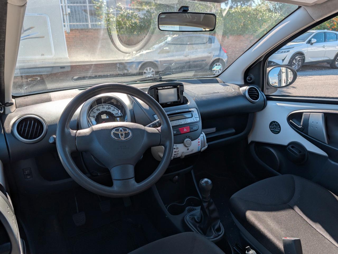 Toyota Aygo 1.0 12V VVT-i 5 porte Connect