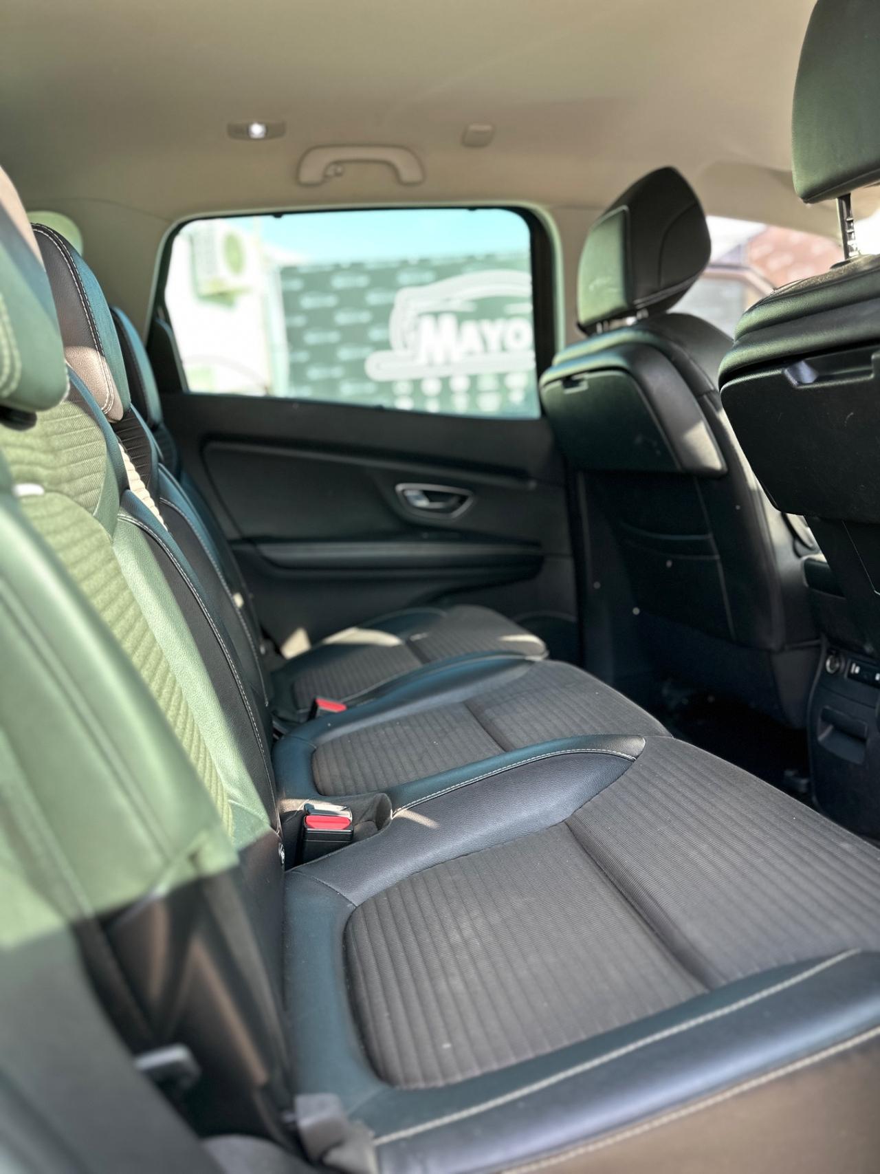 RENAULT GRAN SCENIC (anno 2018) CAMBIO AUTOMATICO