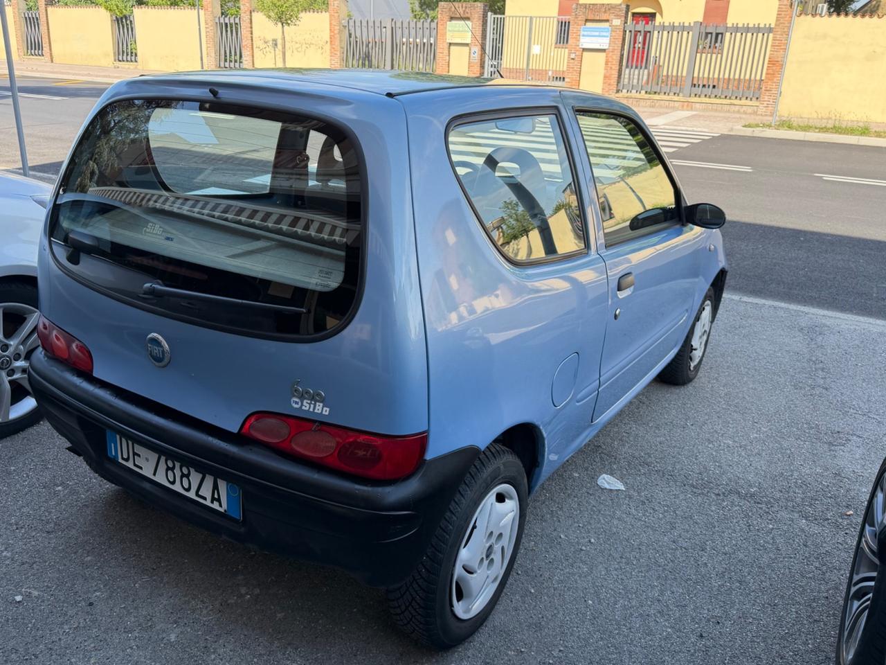 Fiat 600 1.1 Active